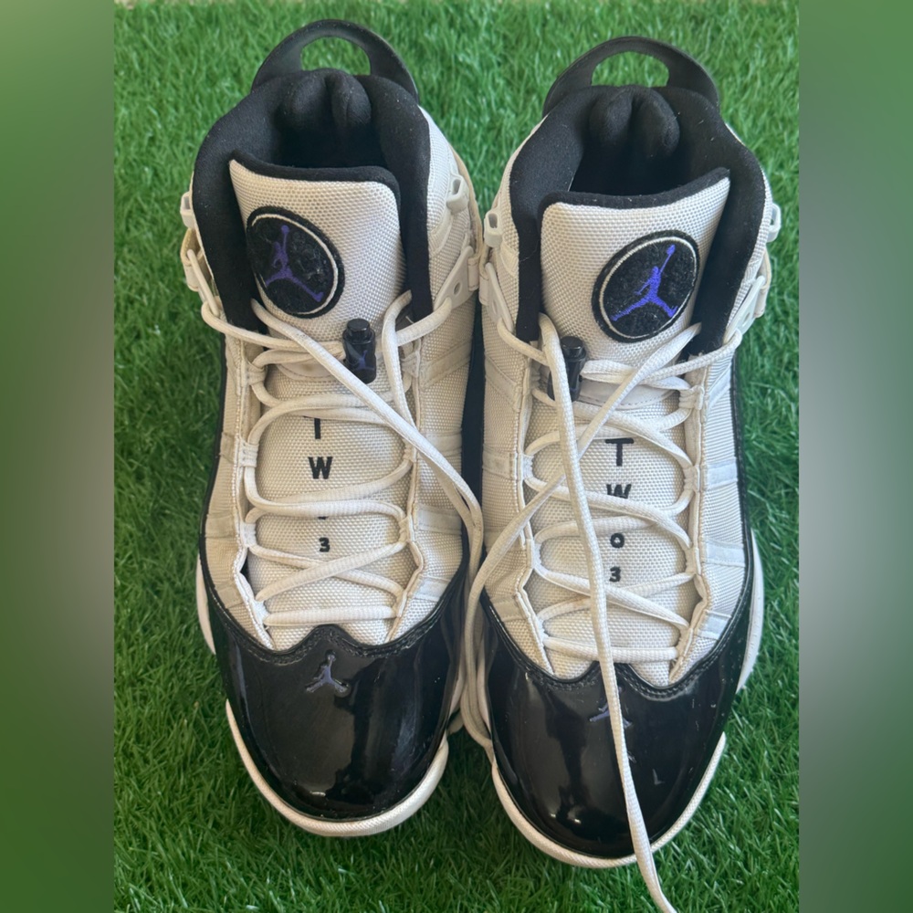 Jordan‎ 6 Rings
Concord Size 12